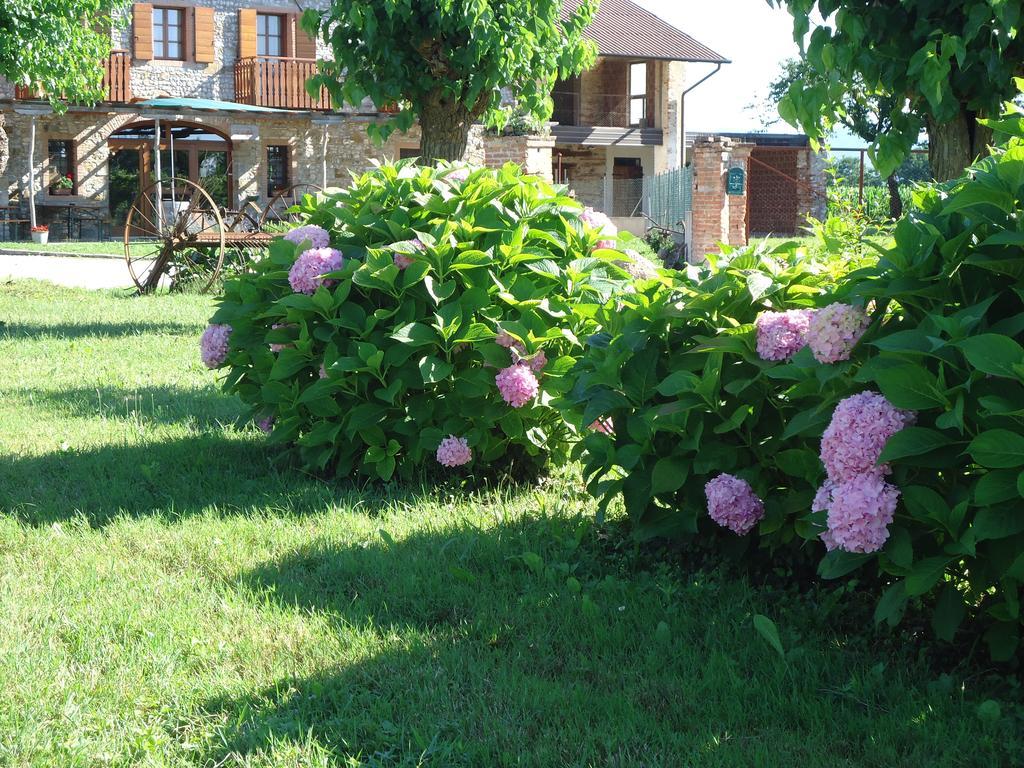 Вілла Agriturismo Al Gelso Risano Екстер'єр фото